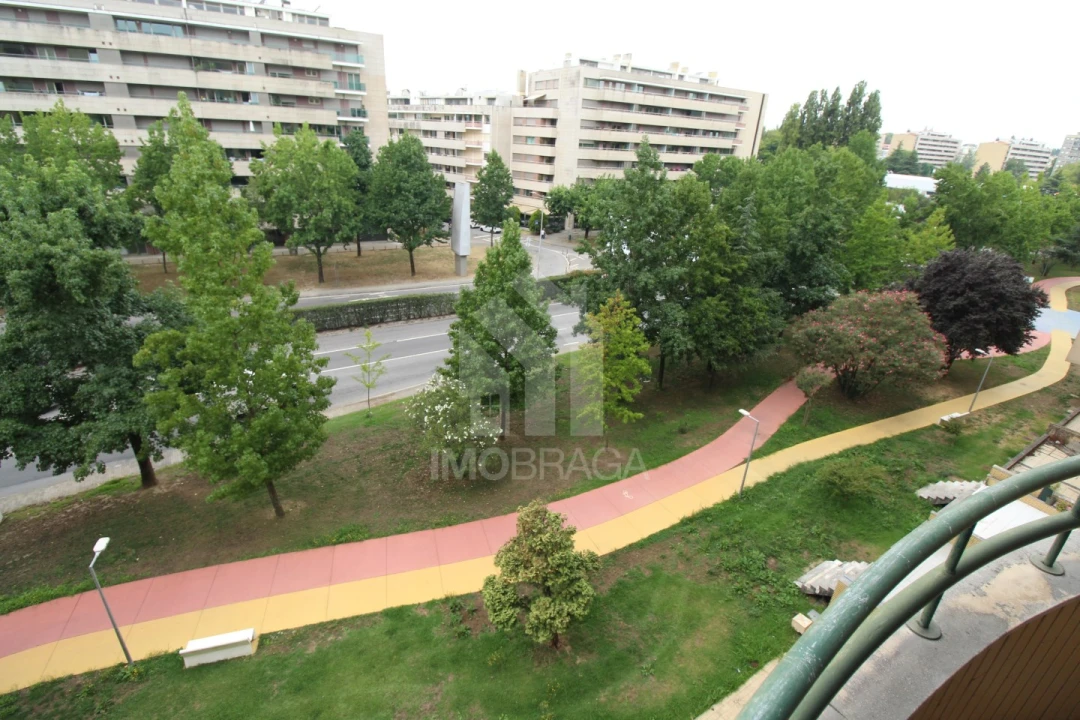 Apartamento T1 para Arrendamento em São Vitor (Braga) Foto 25