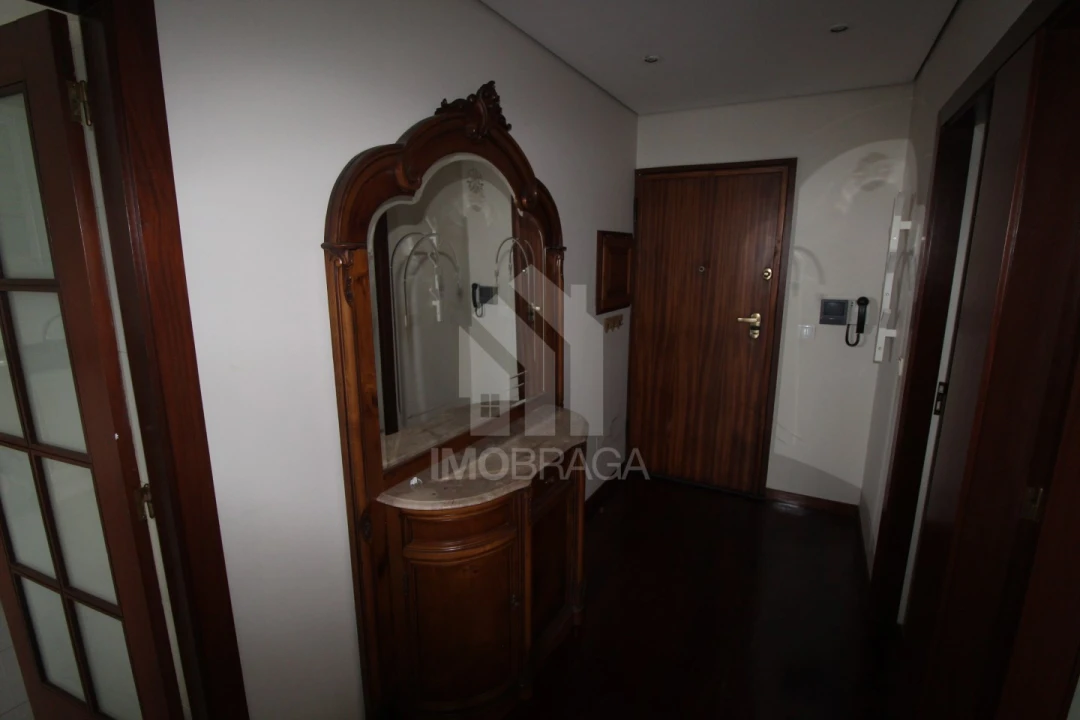 Apartamento T1 para Arrendamento em São Vitor (Braga) Foto 26