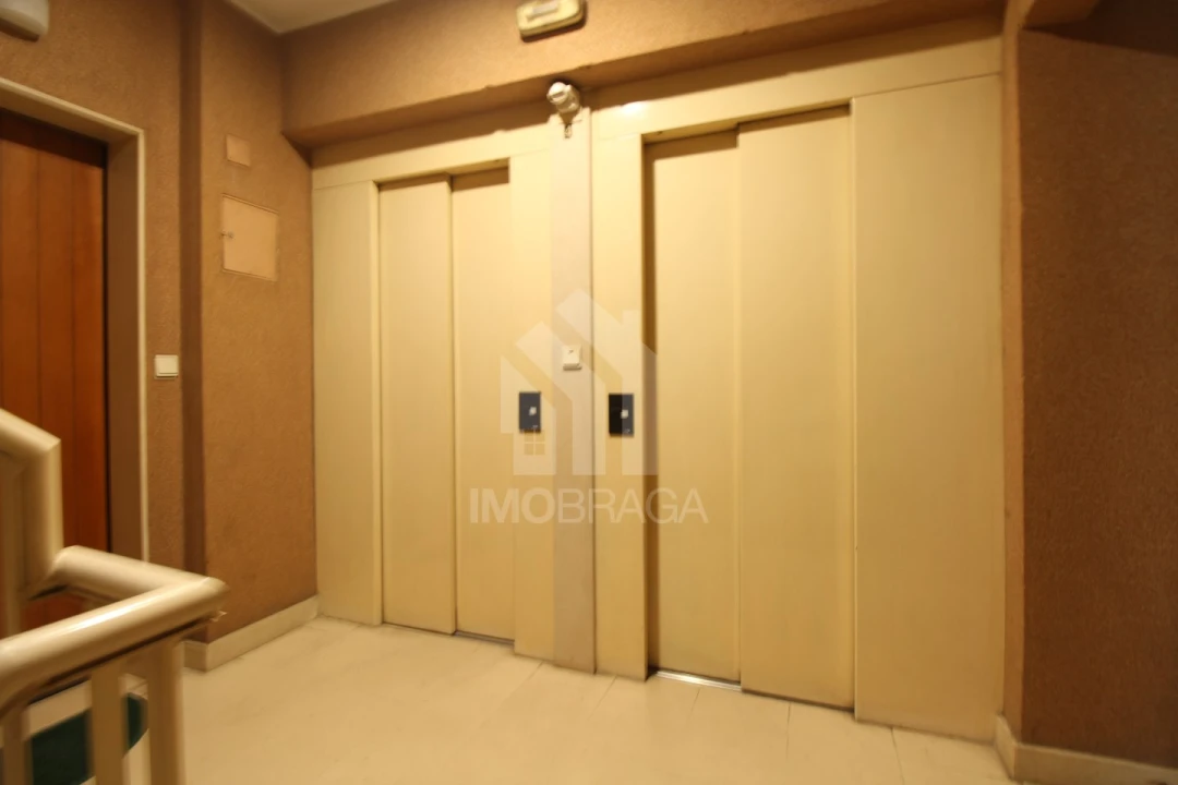 Apartamento T1 para Arrendamento em São Vitor (Braga) Foto 29