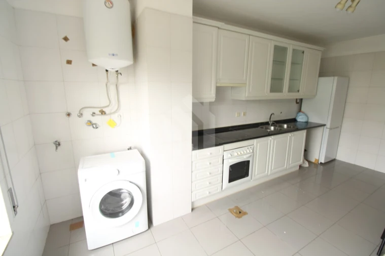 Apartamento T1 para Arrendamento em São Vitor (Braga) Foto 21