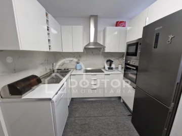 Moradia T3 para Venda em Funchal (Santa Maria Maior)