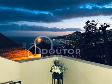 Moradia T3 para Venda em Funchal (Santa Maria Maior)