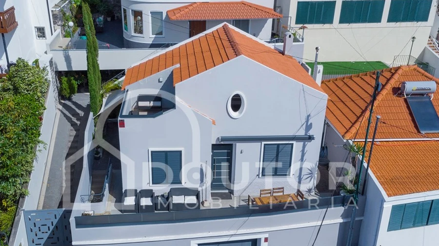 Moradia T3 para Venda em Funchal (Santa Maria Maior)