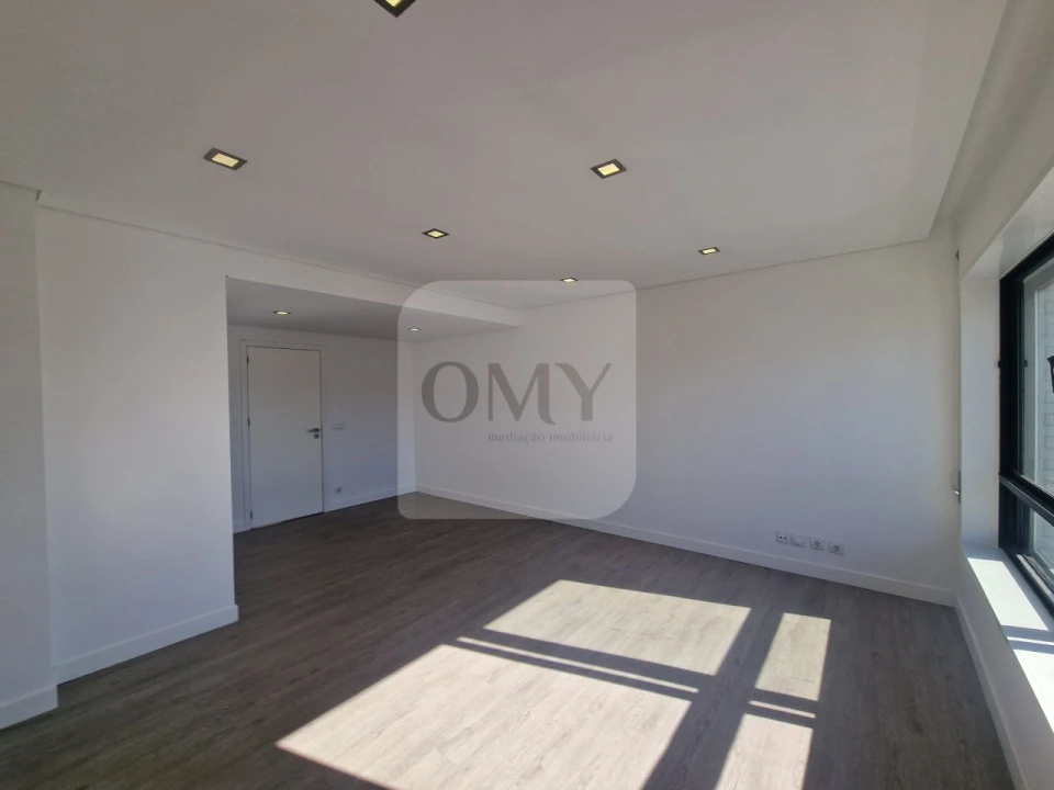 Apartamento T3 para Venda em Nossa Senhora da Conceição, São Pedro e São Dinis Foto 5