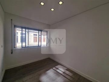 Apartamento T3 para Venda em Nossa Senhora da Conceição, São Pedro e São Dinis