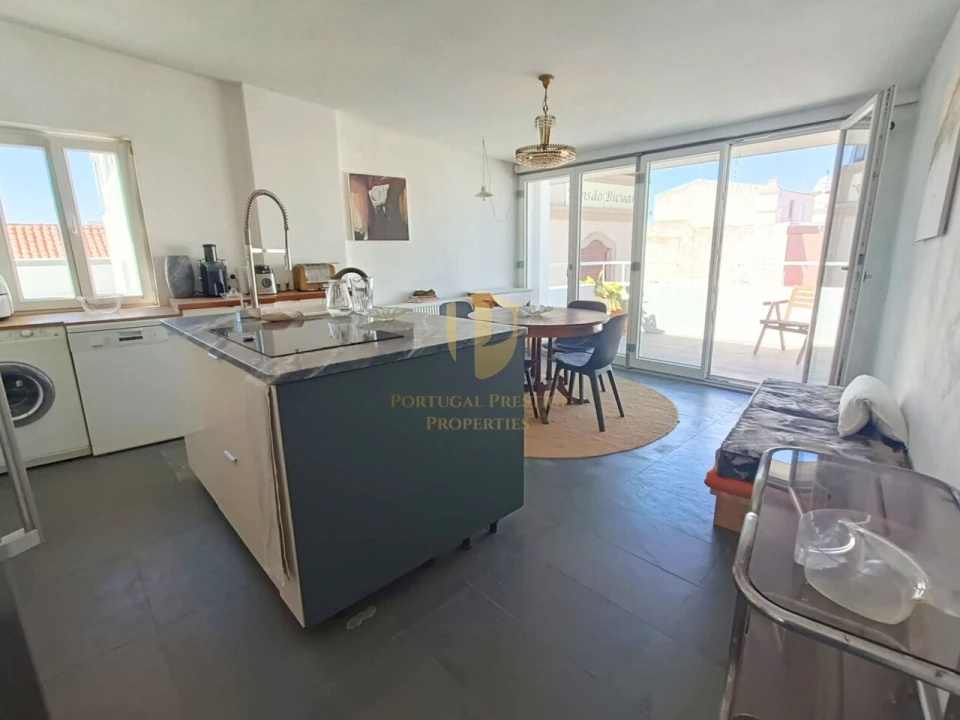 Moradia T4 para Venda em Olhão Foto 10