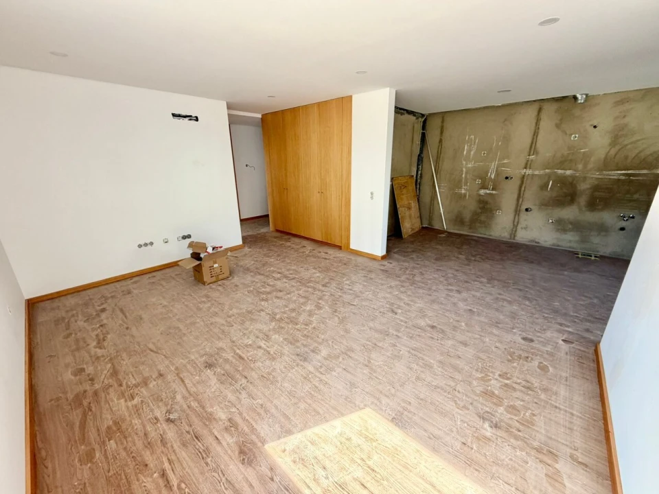 Apartamento T2 para Venda em Nogueira da Regedoura Foto 7