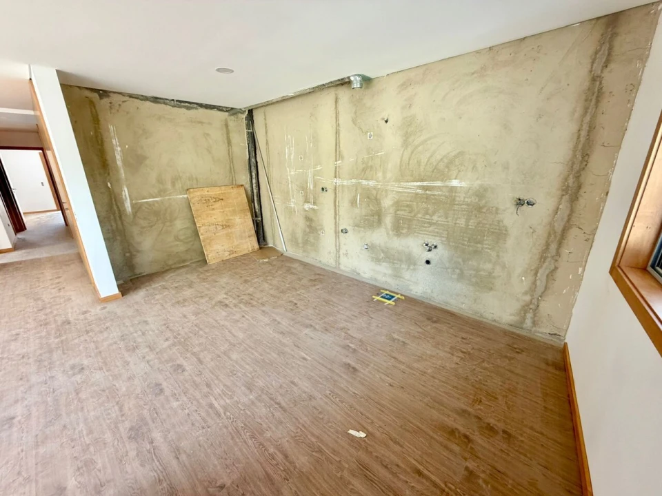 Apartamento T2 para Venda em Nogueira da Regedoura Foto 9
