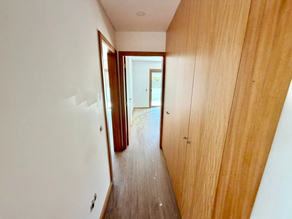 Apartamento T2 para Venda em Nogueira da Regedoura Foto 10