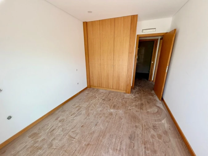 Apartamento T3 para Venda em Nogueira da Regedoura Foto 8