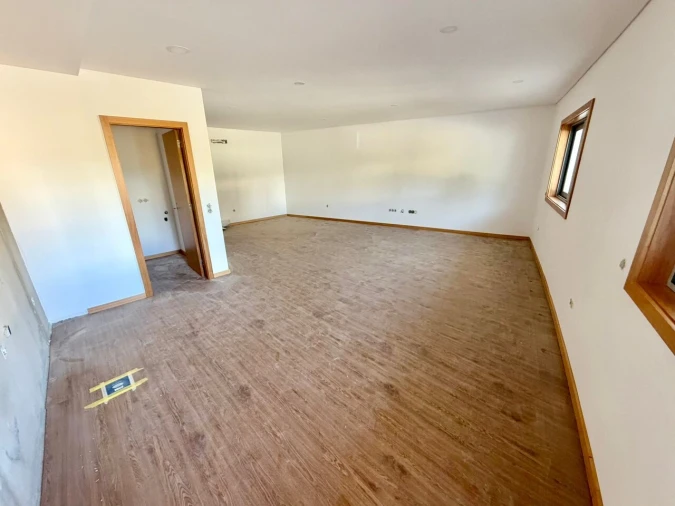 Apartamento T3 para Venda em Nogueira da Regedoura Foto 14