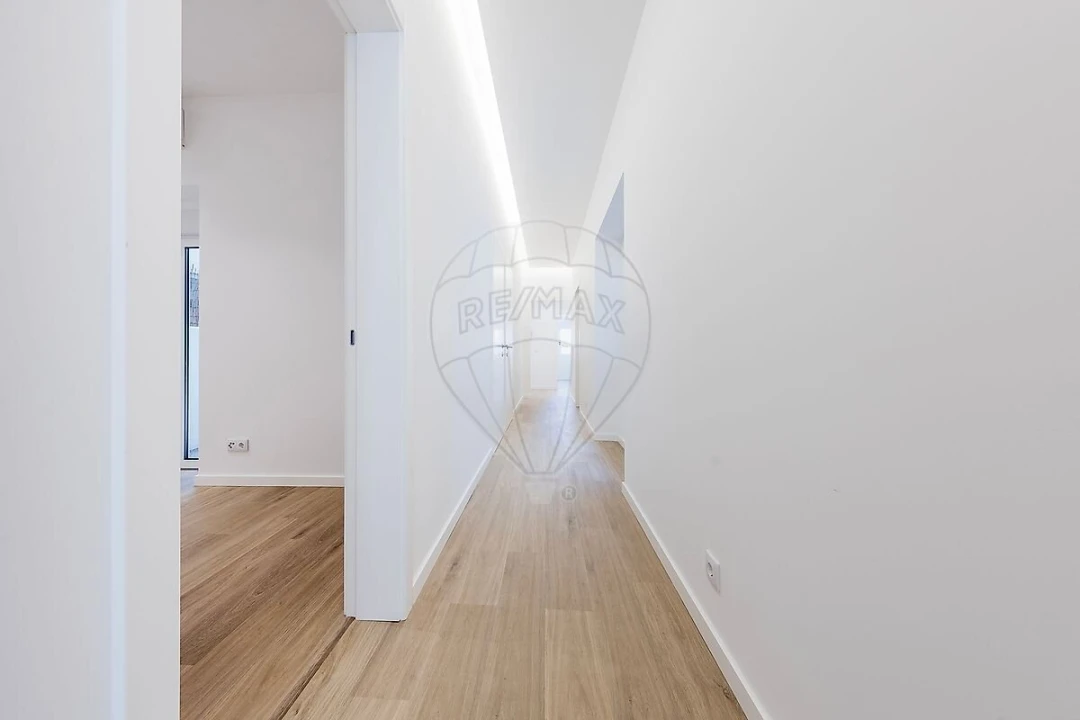 Apartamento T4 para Venda em Estrela Foto 3