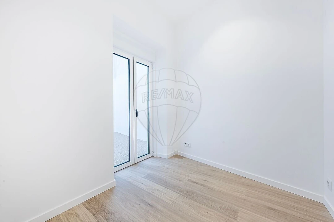 Apartamento T4 para Venda em Estrela Foto 9