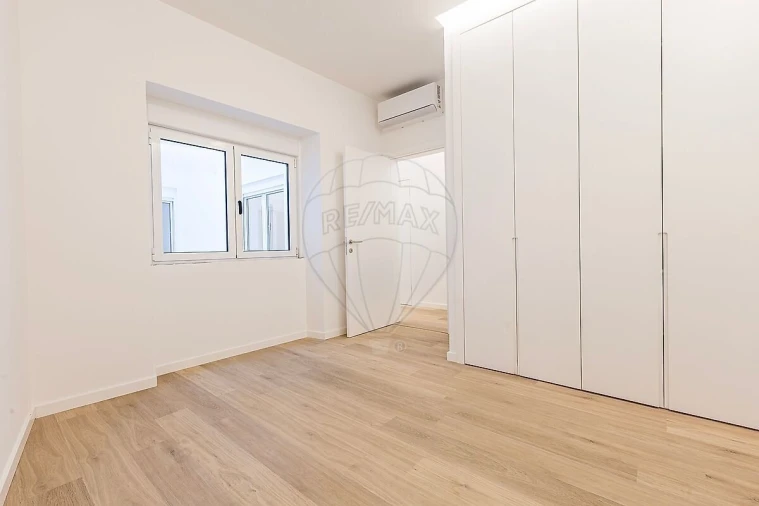 Apartamento T4 para Venda em Estrela Foto 14