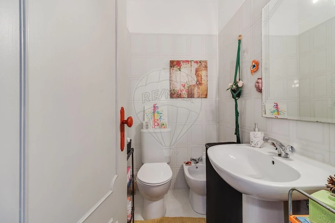 Apartamento T3 para Venda em Agualva e Mira-Sintra Foto 19