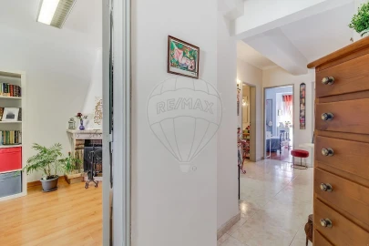 Apartamento T3 para Venda em Agualva e Mira-Sintra