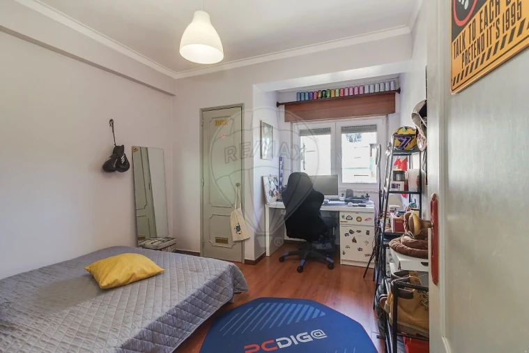 Apartamento T3 para Venda em Agualva e Mira-Sintra Foto 14