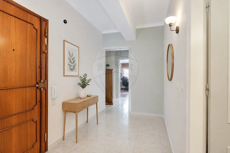 Apartamento T3 para Venda em Agualva e Mira-Sintra Foto 3