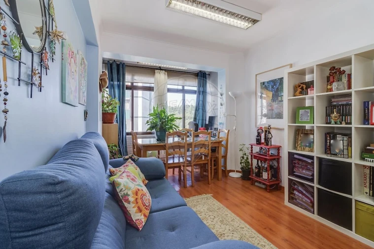 Apartamento T3 para Venda em Agualva e Mira-Sintra Foto 7
