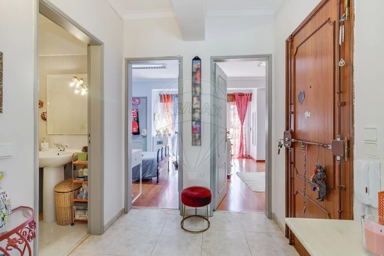 Apartamento T3 para Venda em Agualva e Mira-Sintra Foto 10