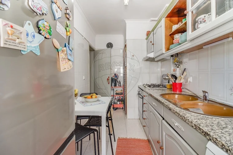 Apartamento T3 para Venda em Agualva e Mira-Sintra Foto 5