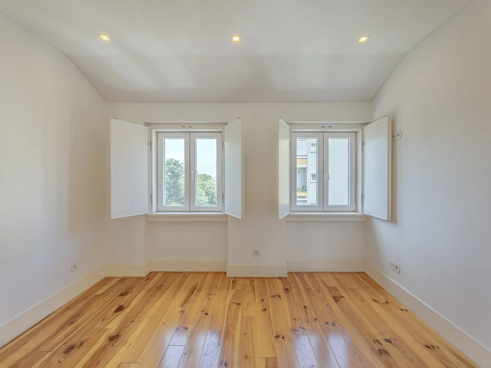 Apartamento T3 para Venda em São Vicente Foto 13