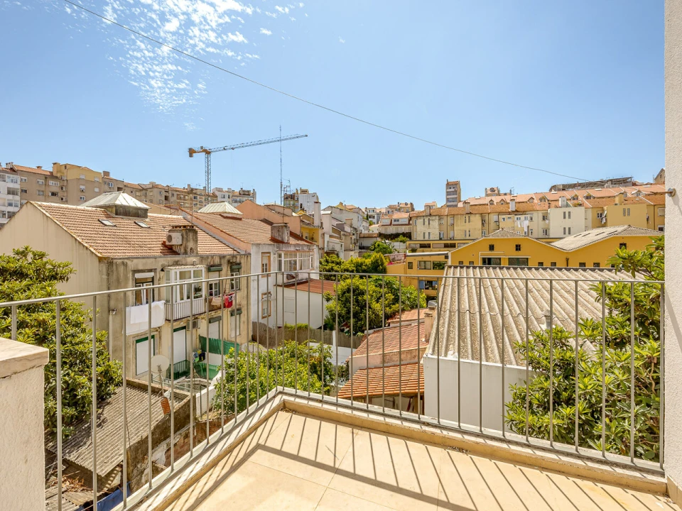 Apartamento T3 para Venda em São Vicente Foto 1