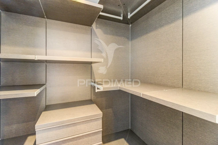 Apartamento T6 para Venda em Avenidas Novas Foto 24