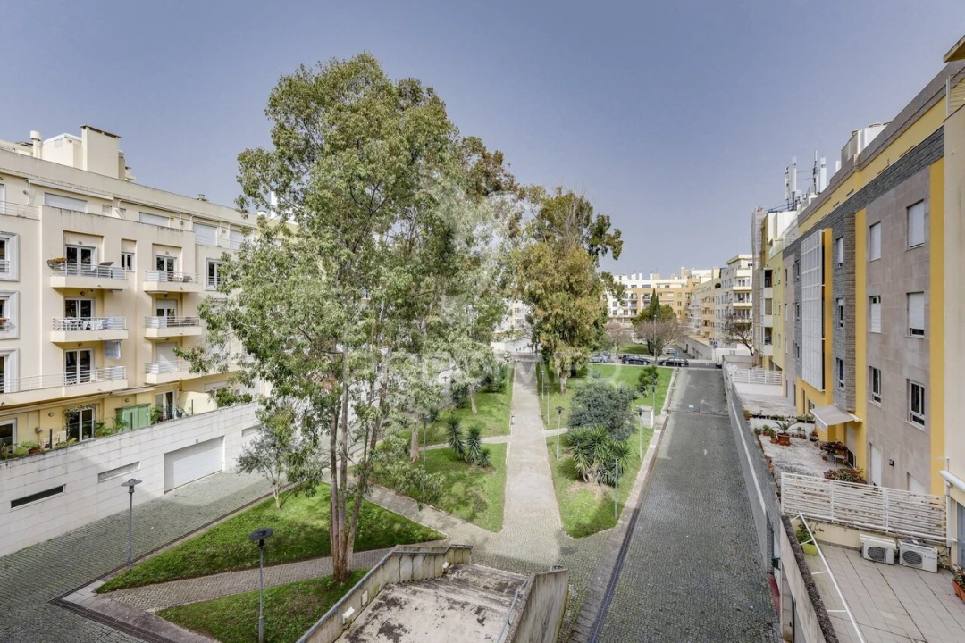 Apartamento T3 para Venda em Parque das Nações Foto 29