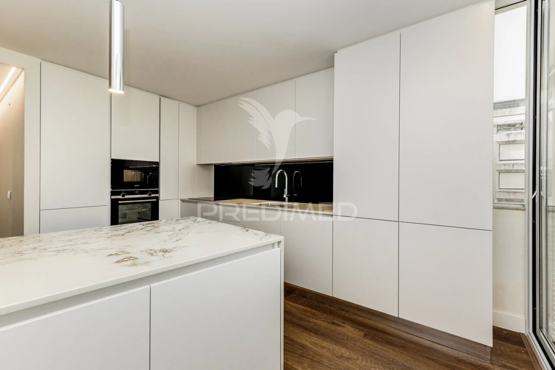 Apartamento T3 para Venda em Parque das Nações Foto 23