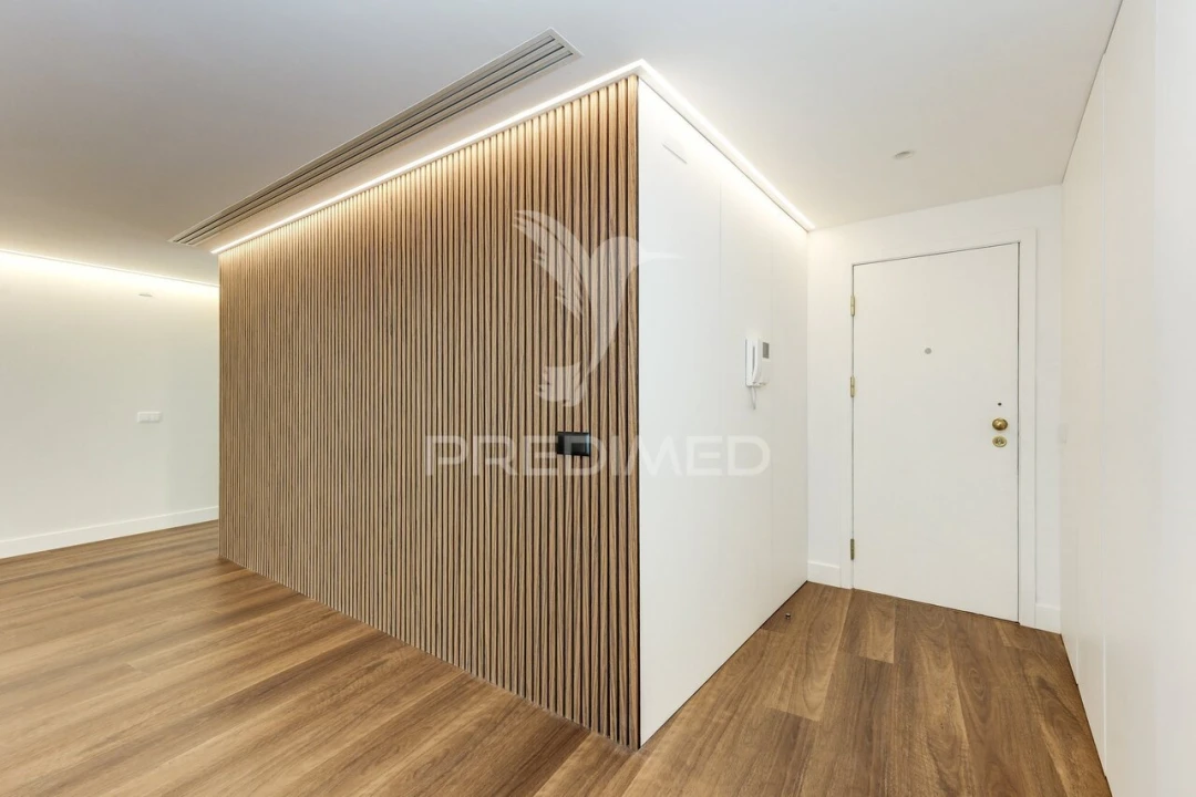 Apartamento T3 para Venda em Parque das Nações Foto 10