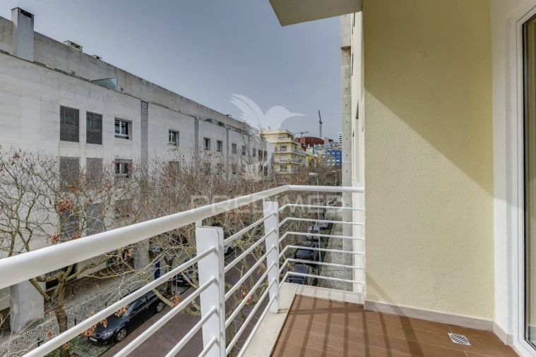 Apartamento T3 para Venda em Parque das Nações Foto 24