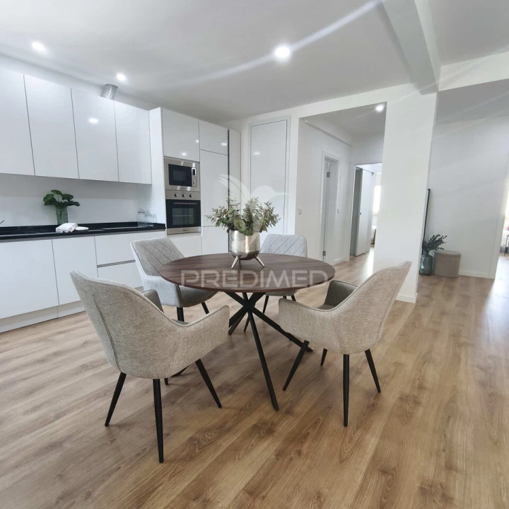 Apartamento T3 para Venda em Benfica Foto 8