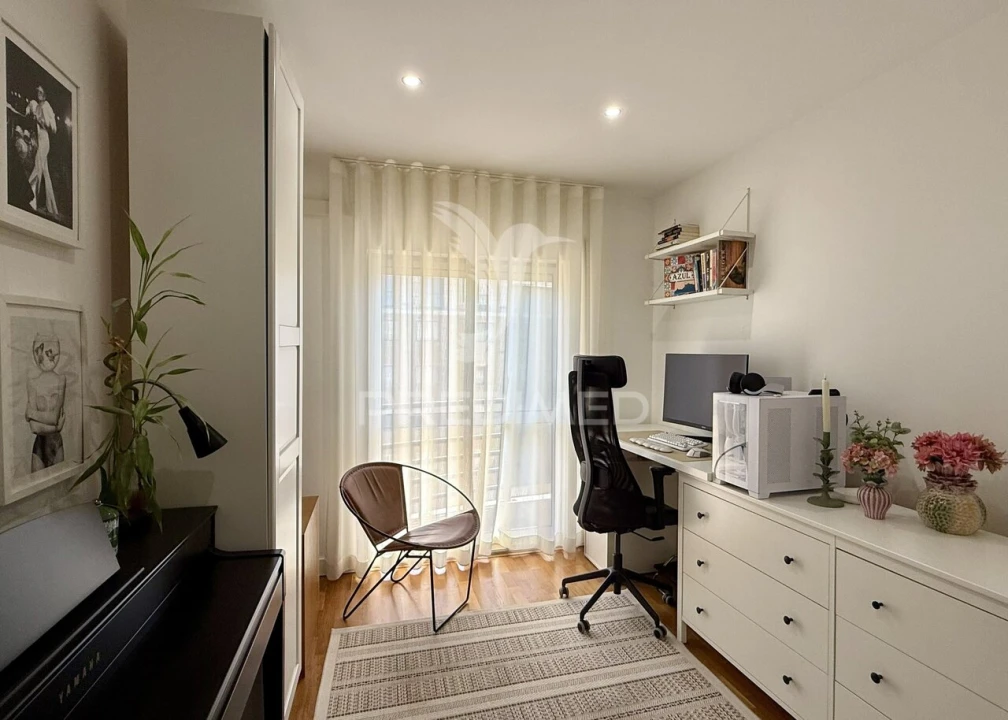 Apartamento T2 para Venda em São Domingos de Benfica Foto 15