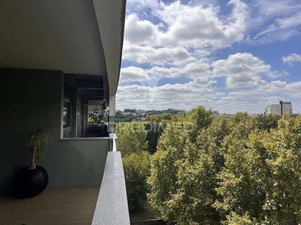 Apartamento T3 para Venda em Antas e Abade de Vermoim Foto 1