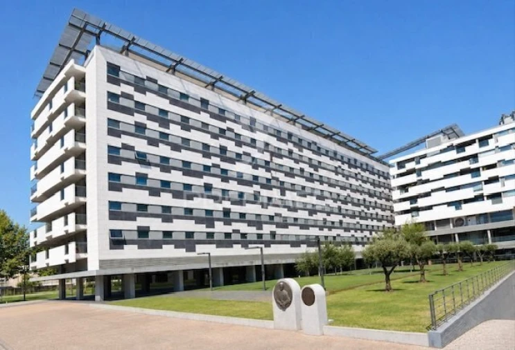 Apartamento T3 para Venda em Antas e Abade de Vermoim Foto 3