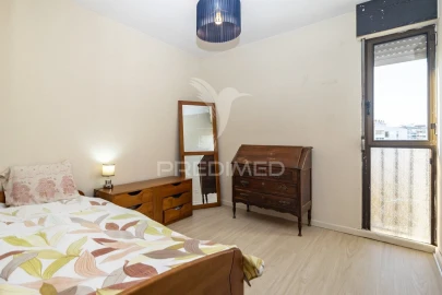 Apartamento T3 para Venda em Corroios