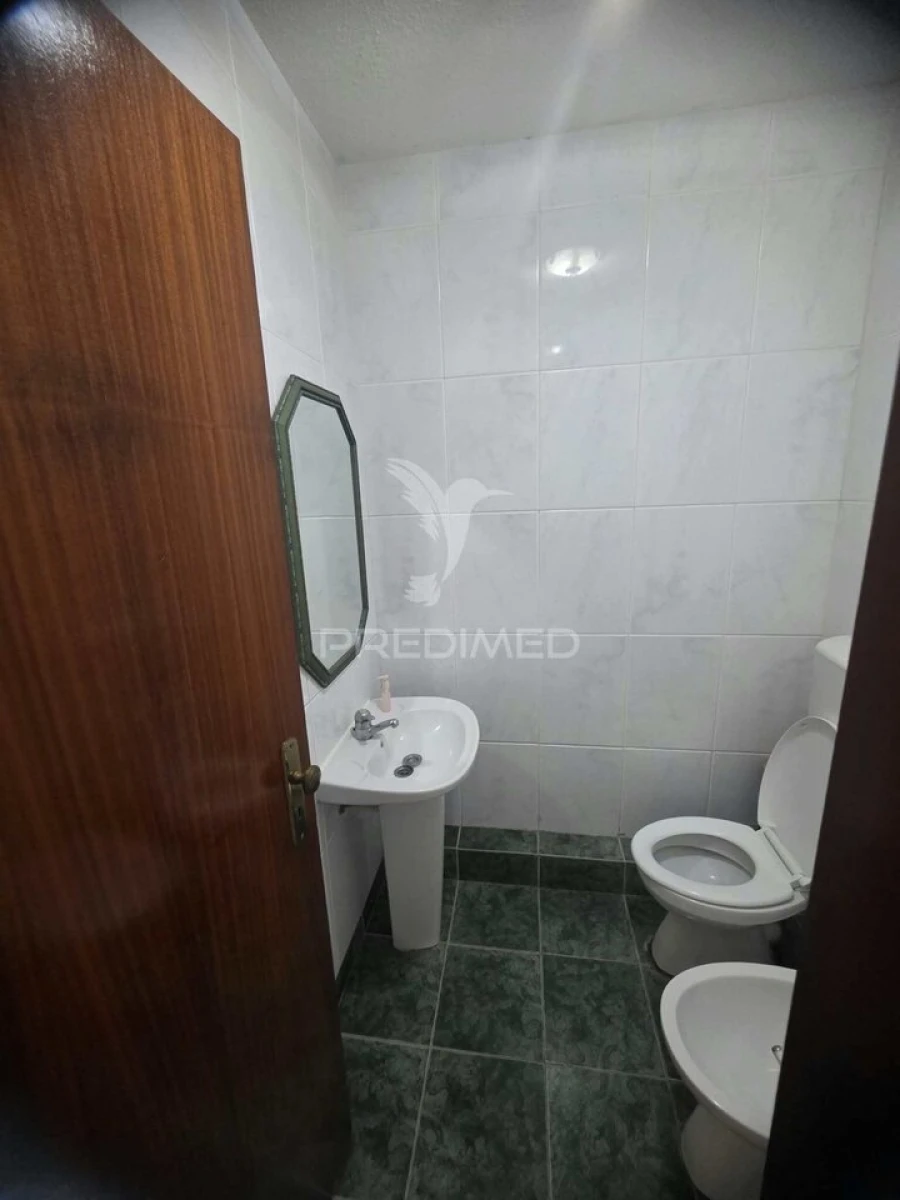 Apartamento T3 para Venda em Corroios Foto 9