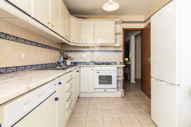 Apartamento T3 para Venda em Corroios Foto 7
