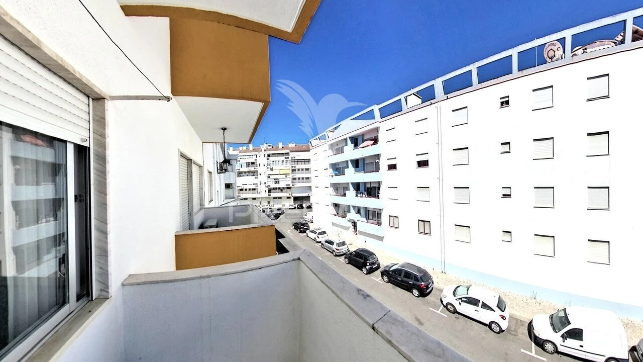 Apartamento T1 para Venda em Sé e São Lourenço Foto 1
