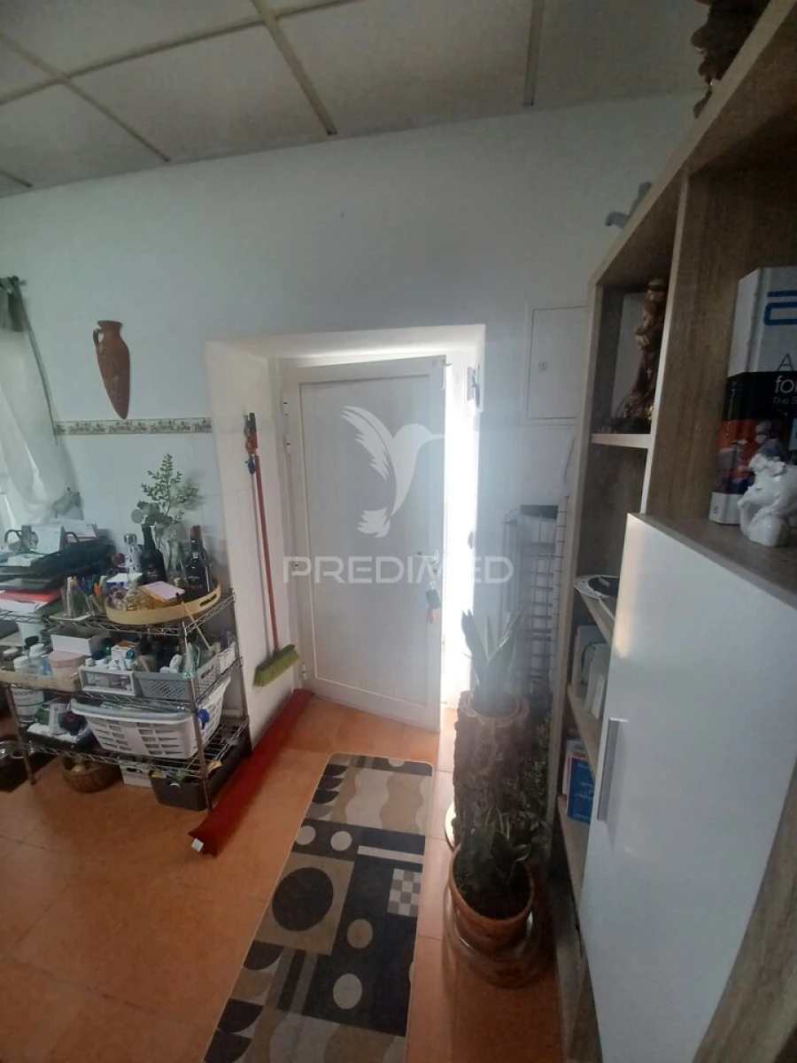 Moradia T1 para Venda em Urra Foto 5