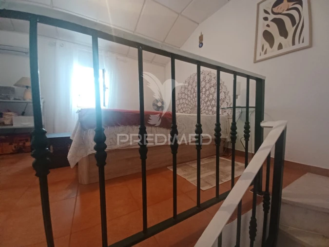 Moradia T1 para Venda em Urra Foto 8