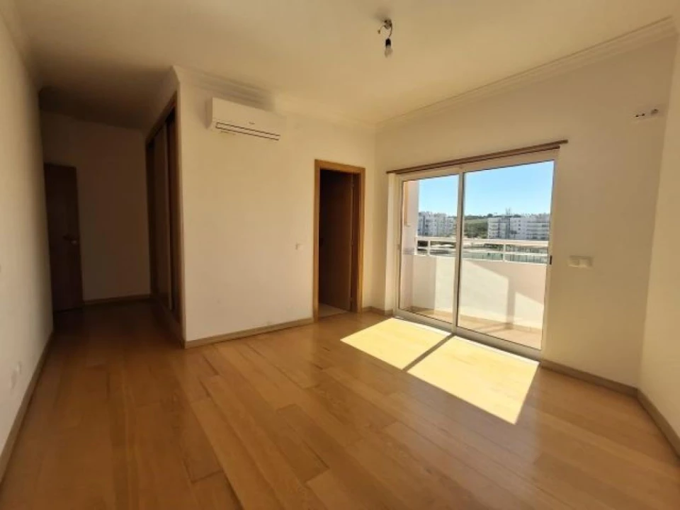 Apartamento T3 para Venda em Loule (São Clemente) Foto 4