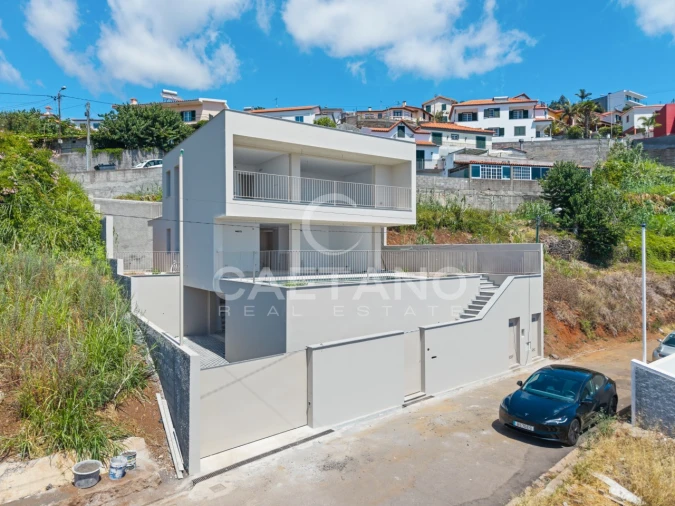 Moradia T3 para Venda em Monte Foto 16