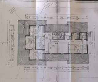 Moradia T5 para Venda em Corroios