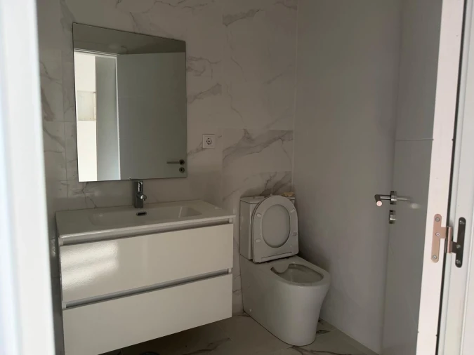 Apartamento T2 para Venda em Falagueira-Venda Nova Foto 2