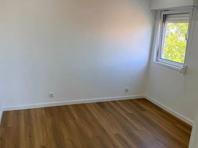 Apartamento T1 para Venda em Águas Livres Foto 4