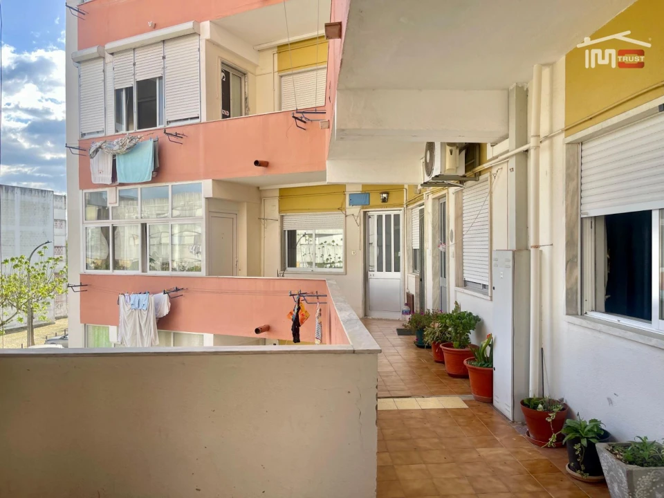 Apartamento T2 para Arrendamento em Pinhal Novo Foto 34