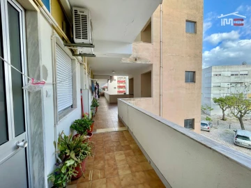 Apartamento T2 para Arrendamento em Pinhal Novo