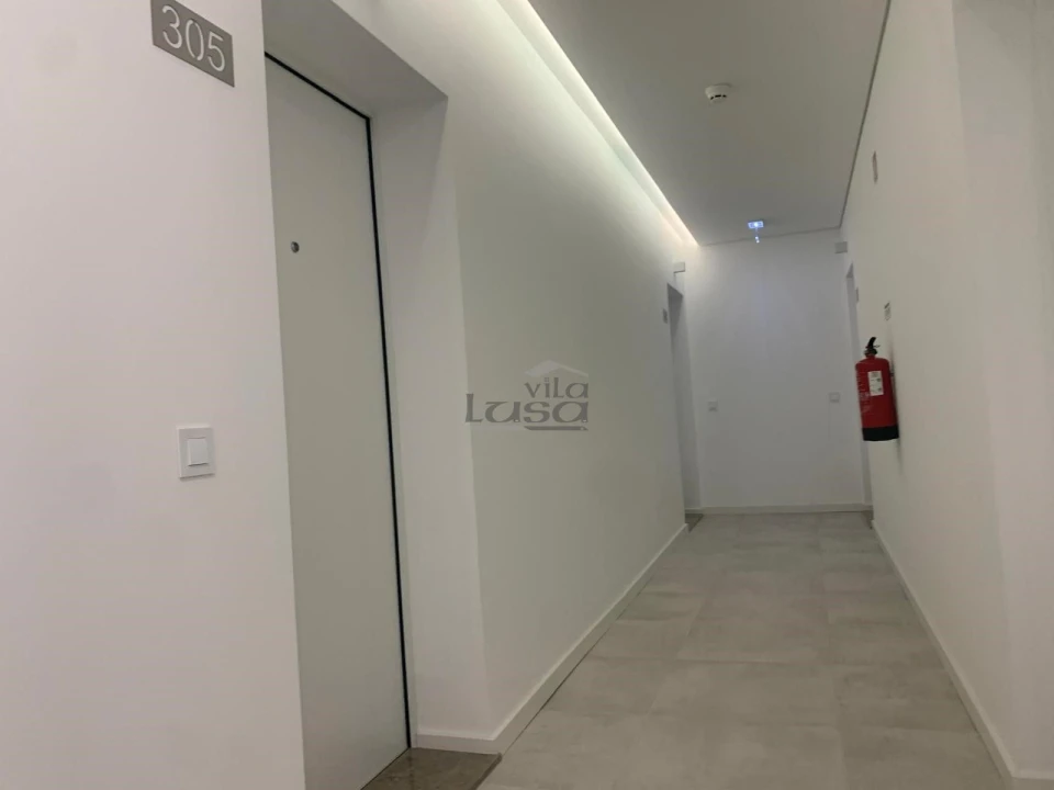 Apartamento T1 para Arrendamento em Pedrouços Foto 8